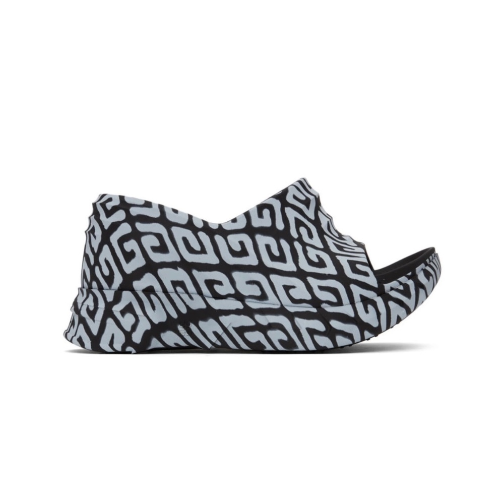 - AUTHENTIC GIVENCHY MARSHMALLOW LOGO MULES